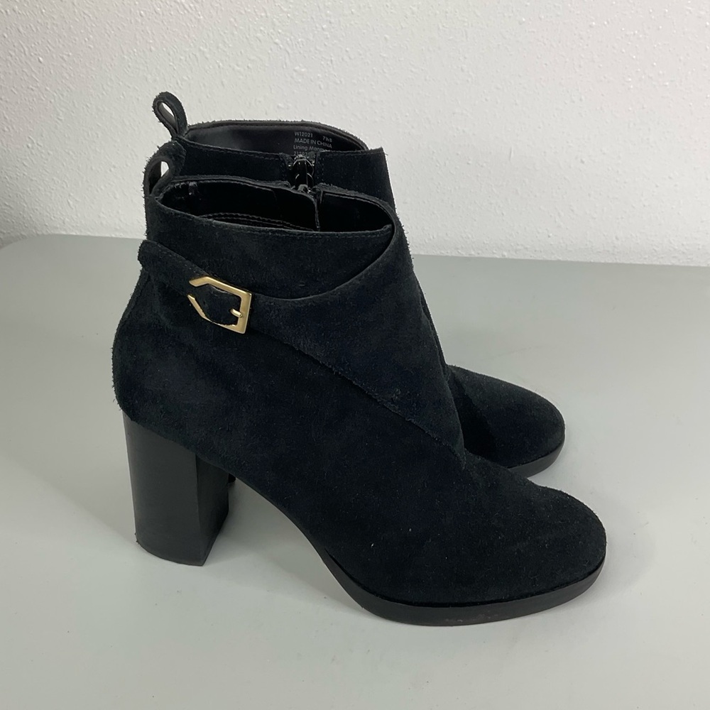 Cole Haan Harrington Black Suede Stacked Heel Ankle Bootie Size‎ 7.5